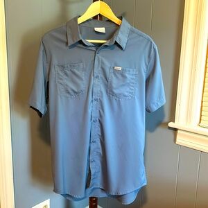 Columbia Sportswear Men’s Medium Short Sleeve Fishing Shirt